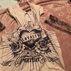 XL loyalty with two arm clothes